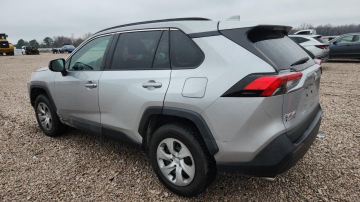 Toyota RAV4  2021