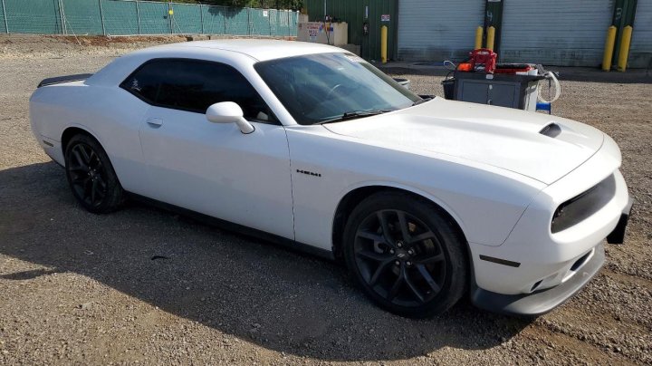 Dodge Challenger  2022