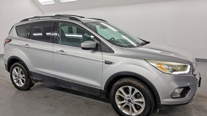 Ford Escape  2017