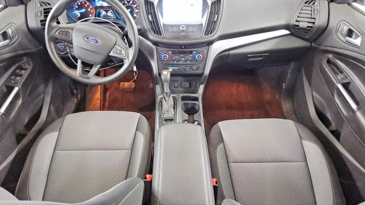 Ford Escape  2017