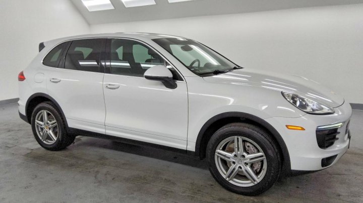 Porsche Cayenne  2016