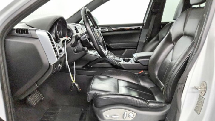 Porsche Cayenne  2016