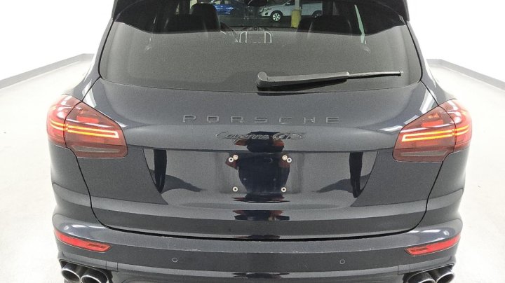 Porsche Cayenne  2016