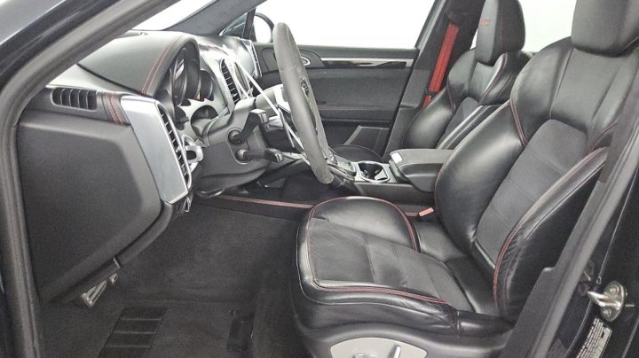 Porsche Cayenne  2016