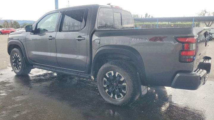 Nissan Frontier  2022