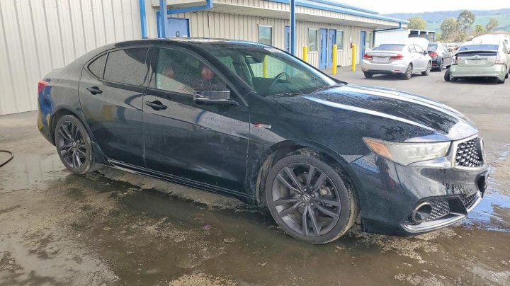 Acura TLX  2020