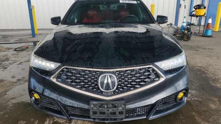 Acura TLX  2020