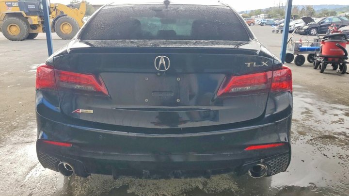 Acura TLX  2020