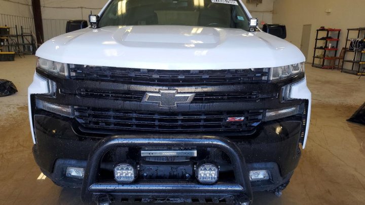 Chevrolet Silverado  2020