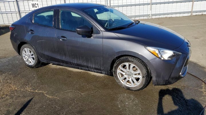 Toyota YARIS  2018