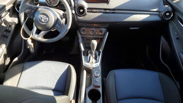 Toyota YARIS  2018