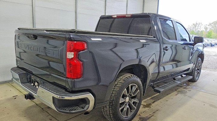 Chevrolet Silverado  2022