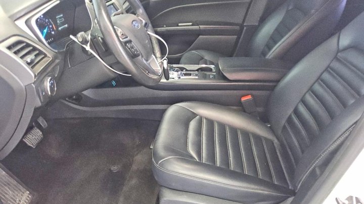 Ford FUSION  2019