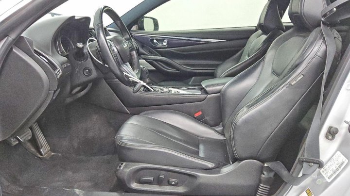 INFINITI Q60  2017