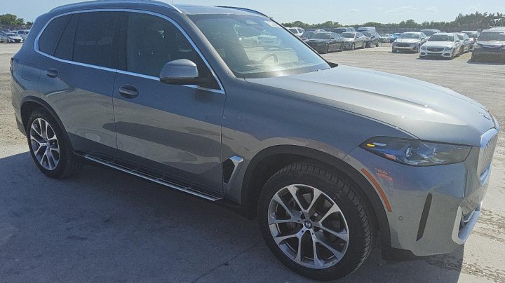 BMW X5  2024