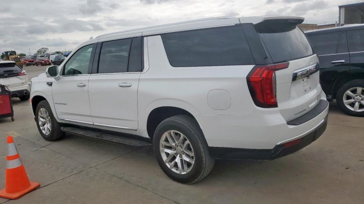 GMC YUKON K1500 SLT 2023