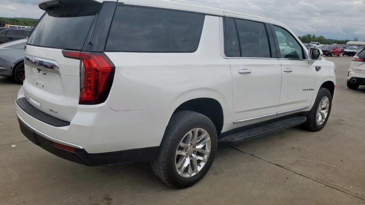 GMC YUKON K1500 SLT 2023