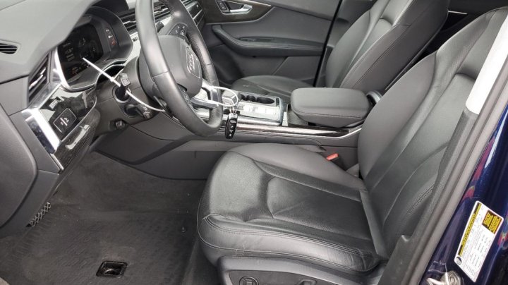 Audi Q7  2022