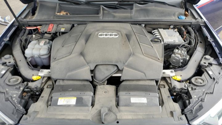 Audi Q7  2022