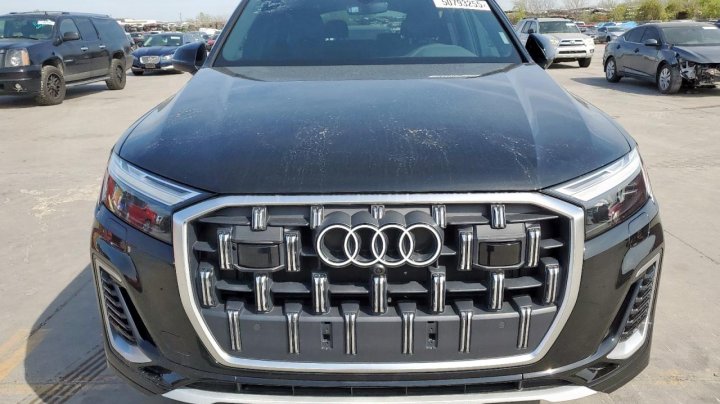 Audi Q7  2025