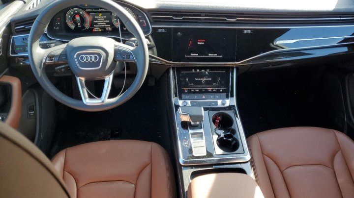 Audi Q7 PREMIUM 2023