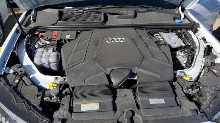 Audi Q7 PREMIUM 2023