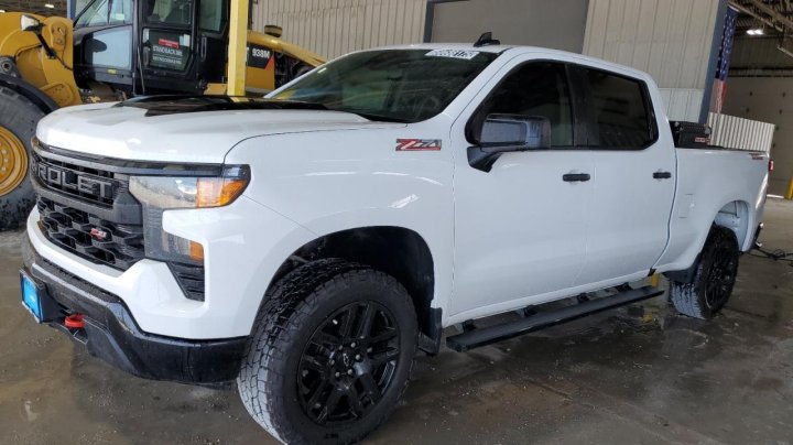 Chevrolet Silverado  2022