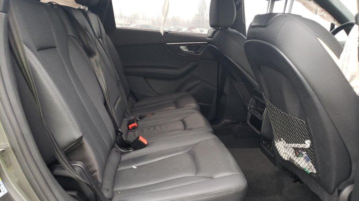 Audi Q7  2021