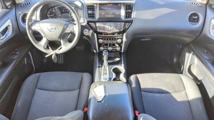 Nissan Pathfinder  2020