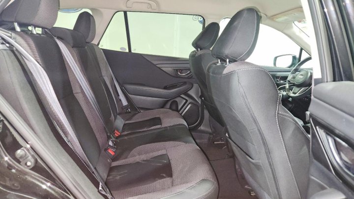 Subaru Outback  2024