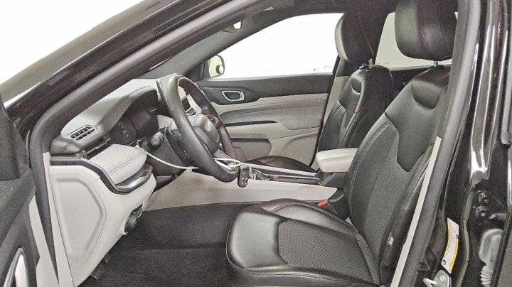 JEEP COMPASS  2023
