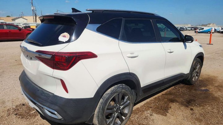 KIA Seltos  2023