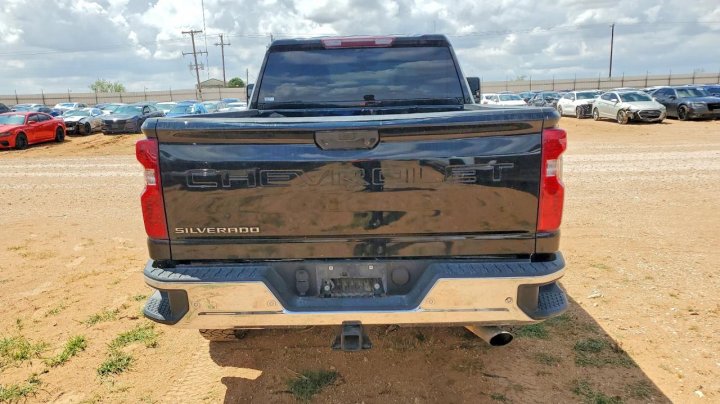 Chevrolet Silverado  2022