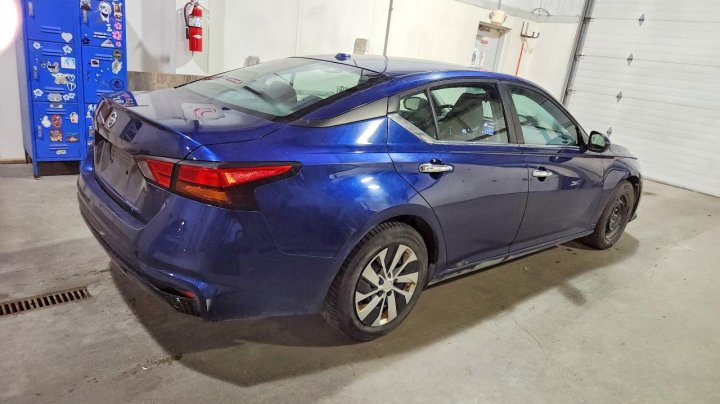 Nissan Altima  2019