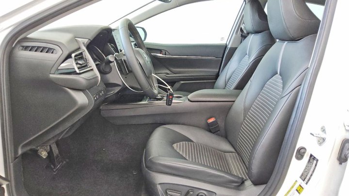 Toyota Camry  2024