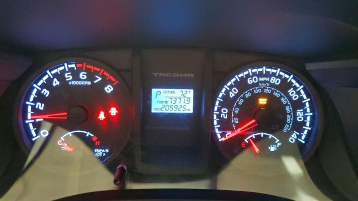 Toyota TACOMA  2016