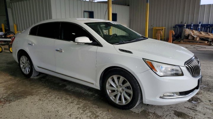 Buick Lacrosse  2016