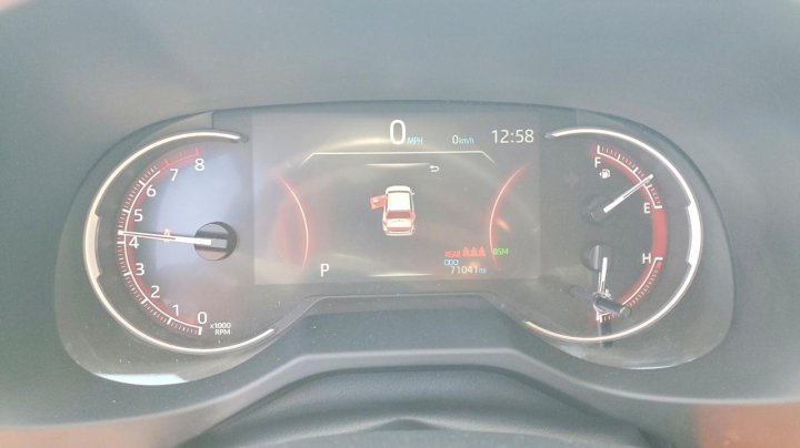 Toyota RAV4  2021
