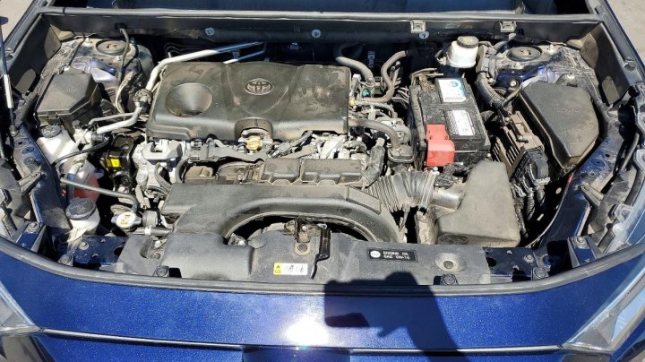 Toyota RAV4  2021