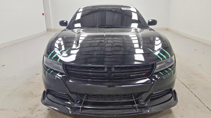 Dodge Charger  2017