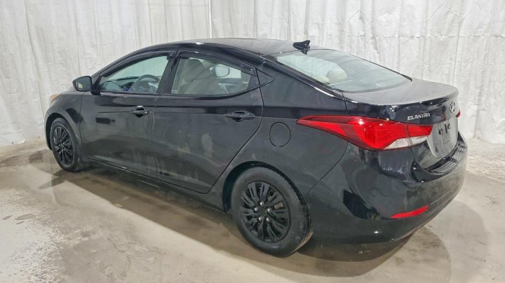 Hyundai Elantra  2016