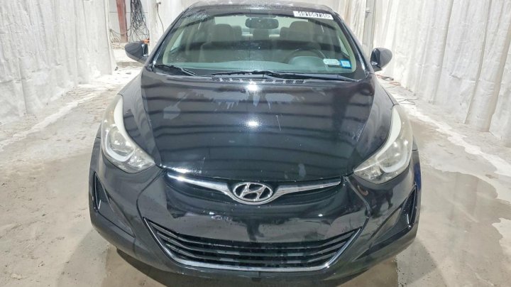Hyundai Elantra  2016