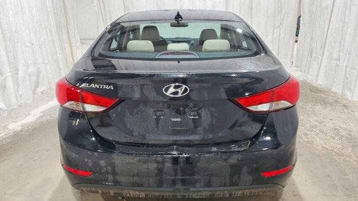 Hyundai Elantra  2016