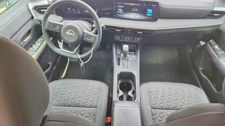 Nissan Kicks  2025