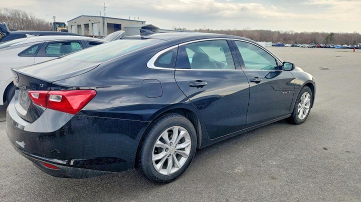 Chevrolet Malibu  2023