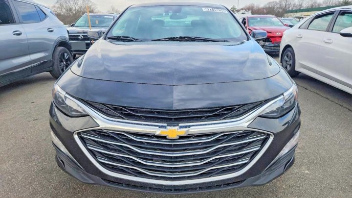 Chevrolet Malibu  2023