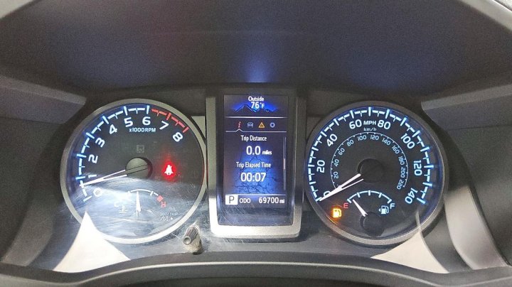 Toyota TACOMA  2020