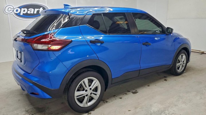 Nissan Kicks  2023