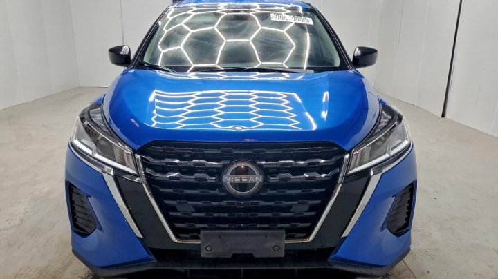 Nissan Kicks  2023