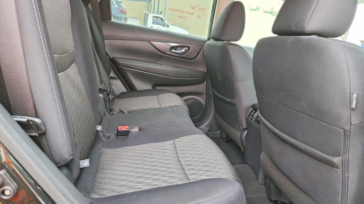 Nissan ROGUE  2020